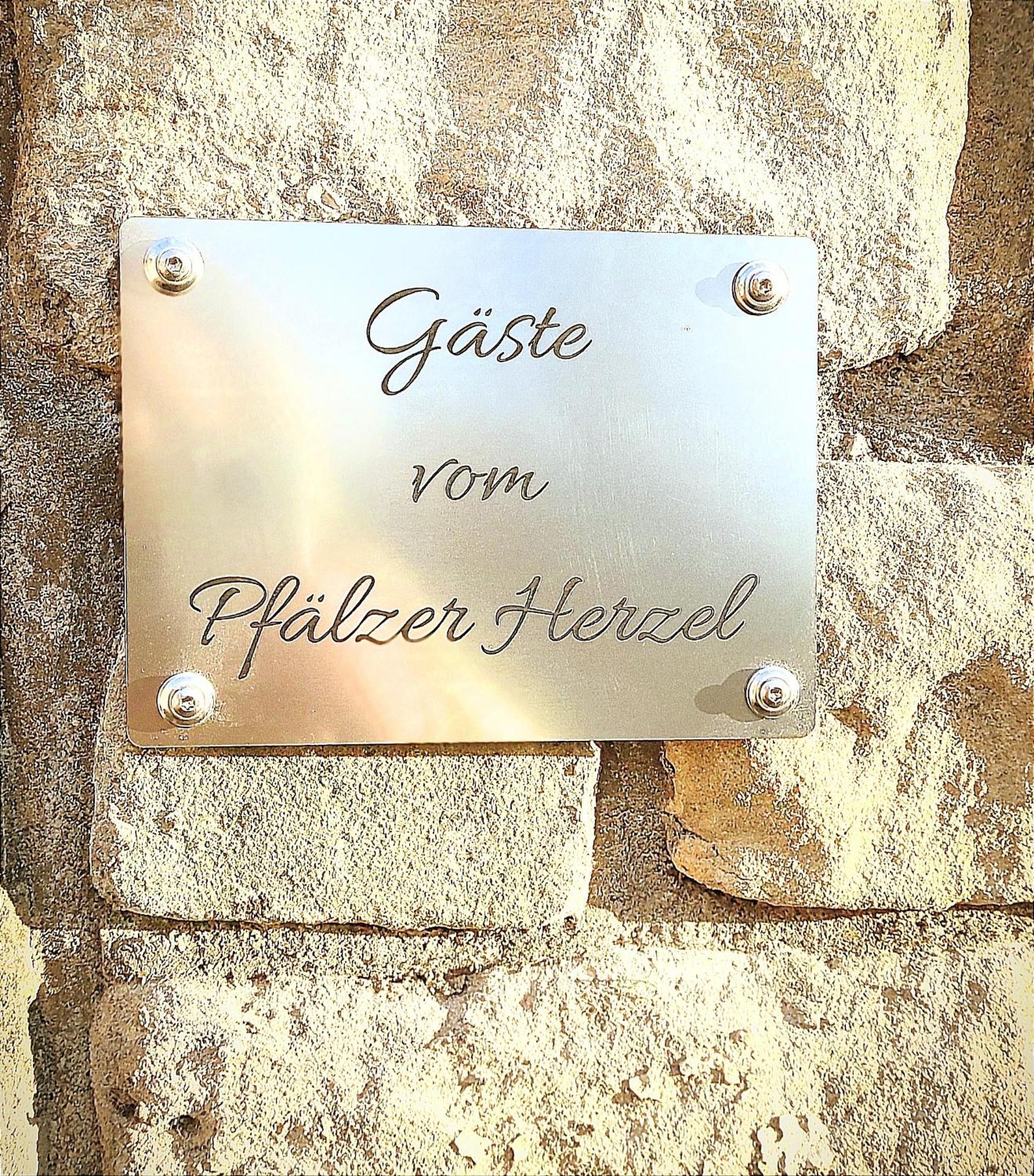 Pfaelzer Herzel Neustadt an der Weinstraße Eksteriør bilde